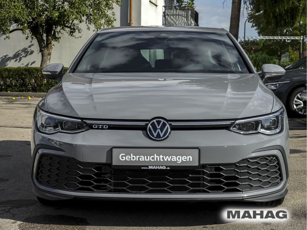 Volkswagen Golf 2023 г. Серый, пробег 52020 км
