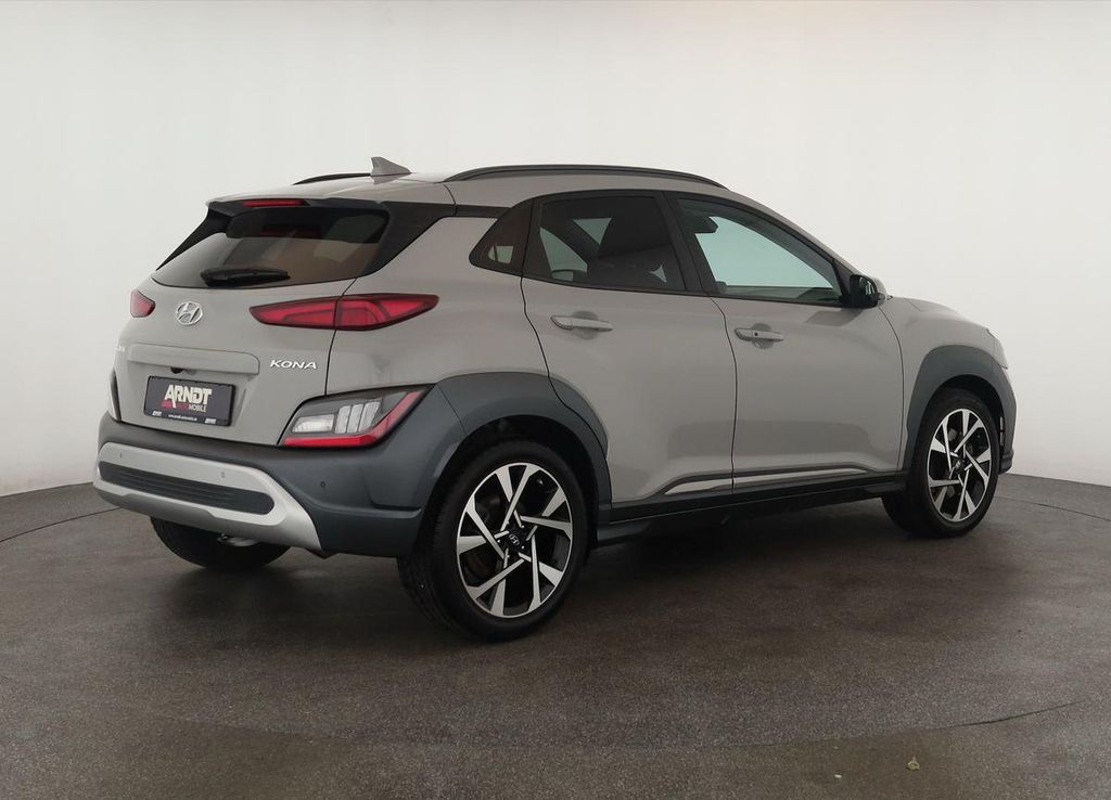 Hyundai Kona 2023 г. Серый, пробег 56500 км