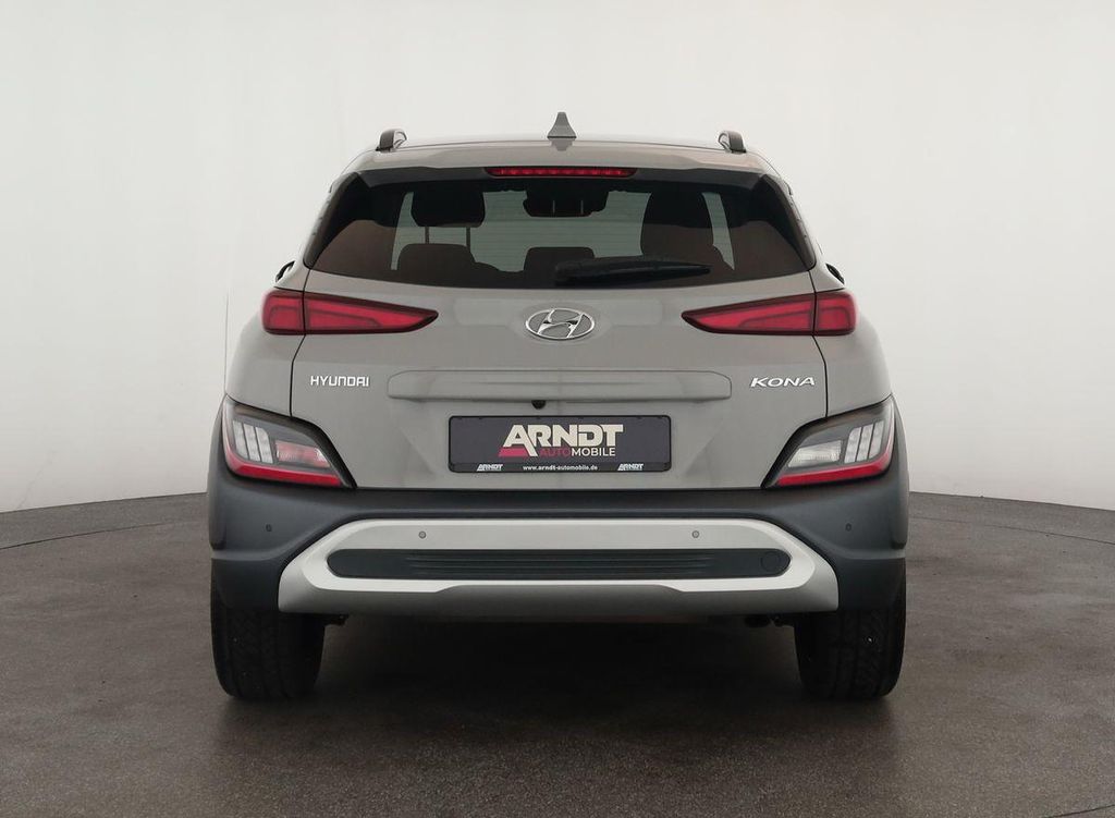 Hyundai Kona 2023 г. Серый, пробег 56500 км