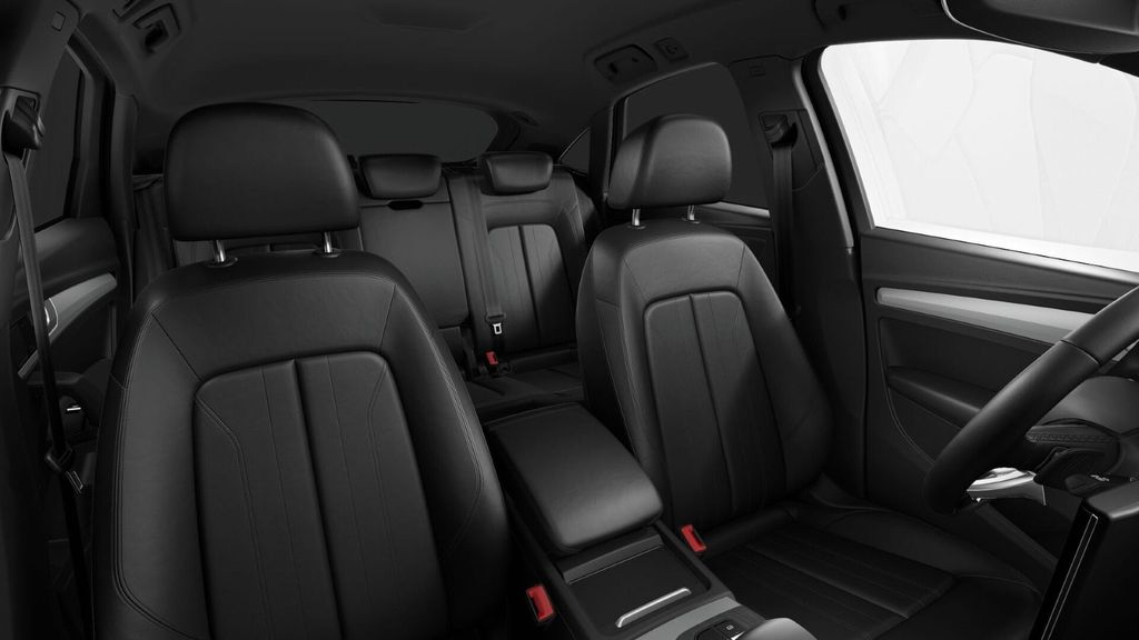 Audi Q5 2026 г. Серый, пробег 17251 км
