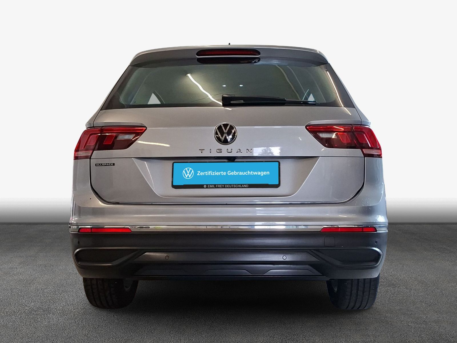 Volkswagen TIGUAN ALLSPACE 2023 г. Серебристый, пробег 56430 км