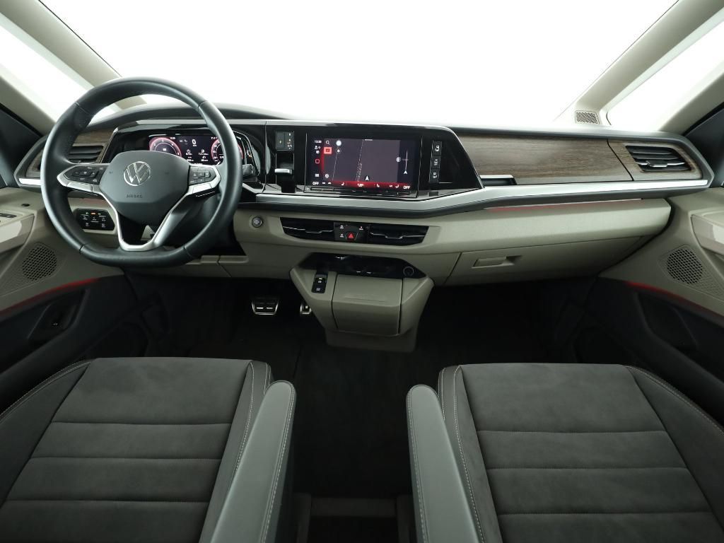 Volkswagen T7 MULTIVAN 2025 г. Чёрный, пробег 16669 км