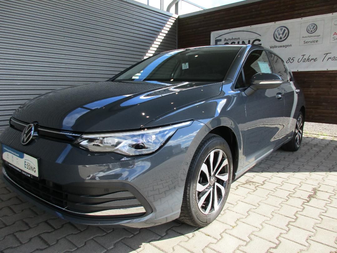 Volkswagen Golf 2022 г. Серый, пробег 45990 км