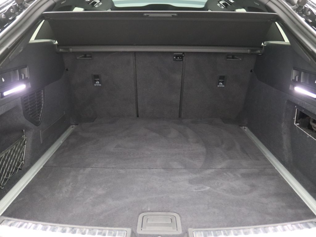 Audi A6 2025 г. Чёрный, пробег 22950 км