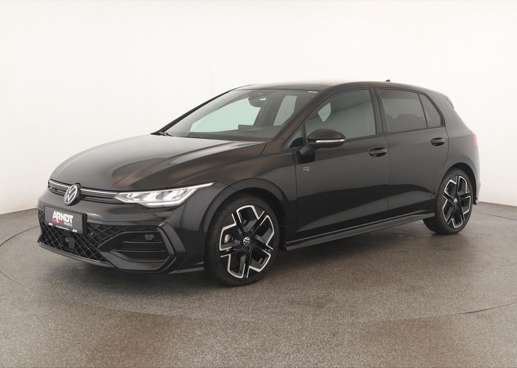 Volkswagen Golf 2025 г. Чёрный, пробег 42900 км