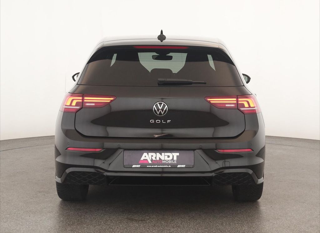Volkswagen Golf 2025 г. Чёрный, пробег 42900 км