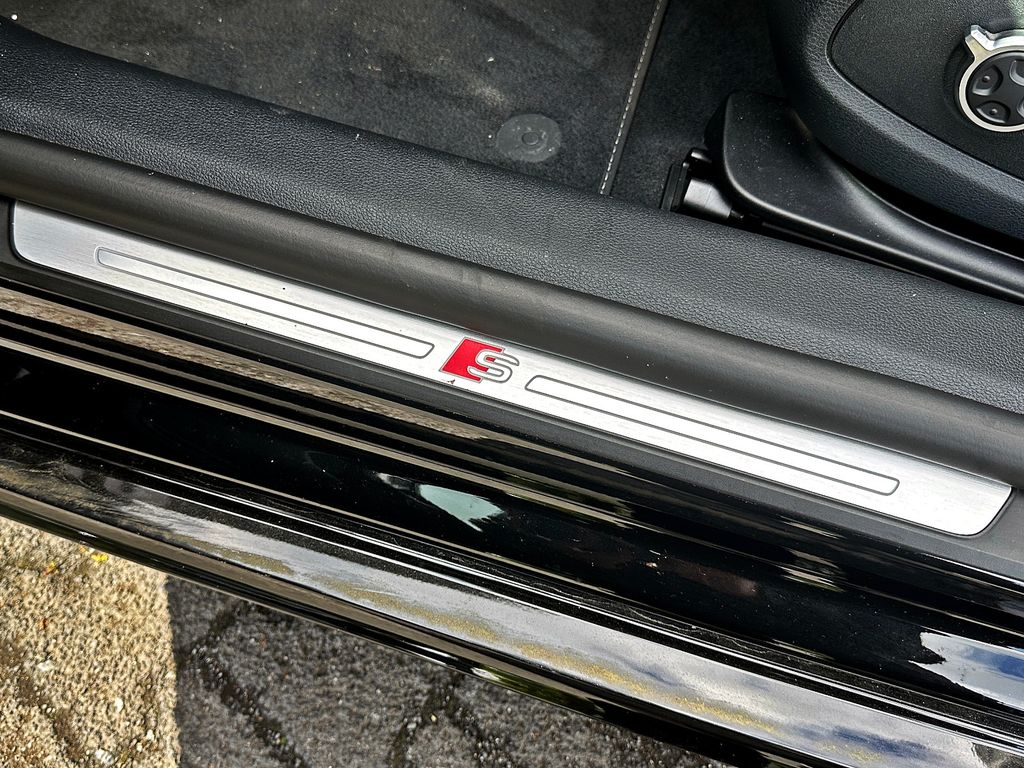 Audi S5 2024 г. Чёрный, пробег 20990 км