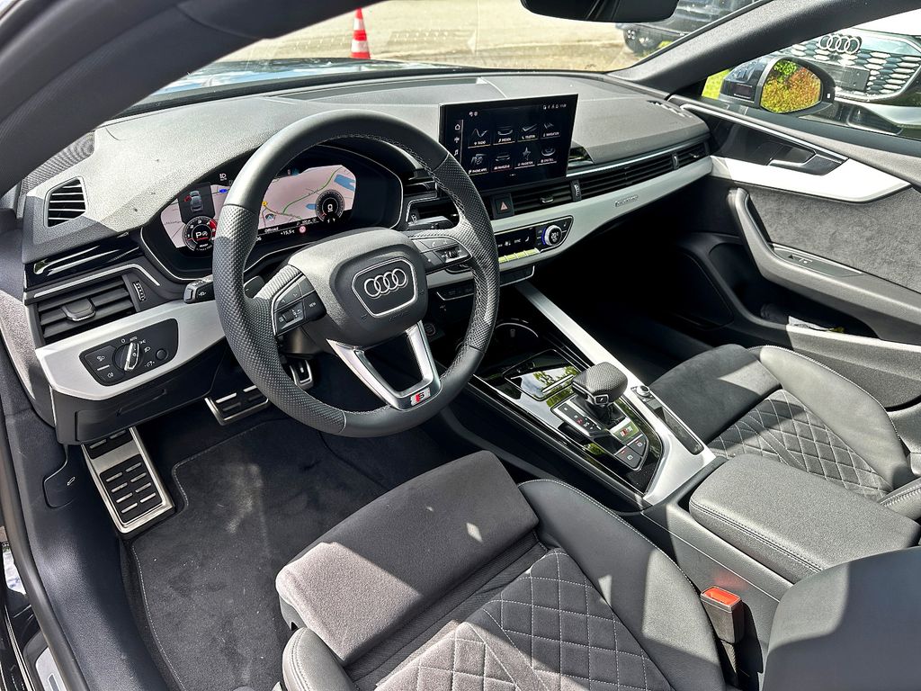 Audi S5 2024 г. Чёрный, пробег 20990 км