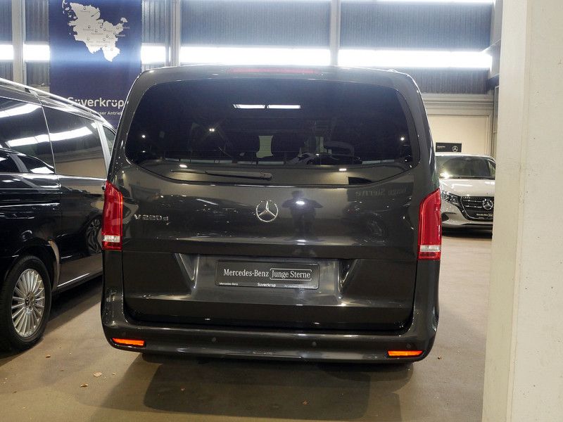 Mercedes-Benz V 220 2021 г. Серый, пробег 48080 км