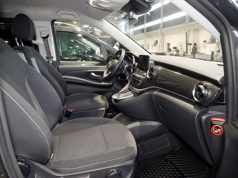 Mercedes-Benz V 220 2021 г. Серый, пробег 48080 км