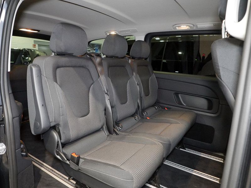 Mercedes-Benz V 220 2021 г. Серый, пробег 48080 км
