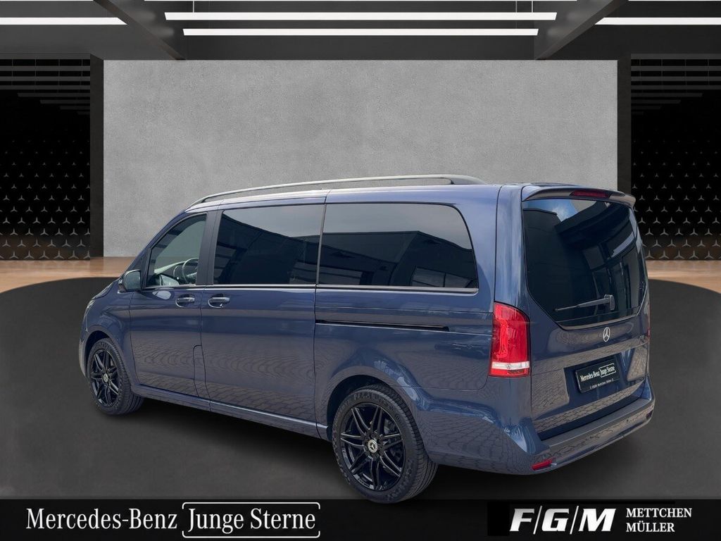 Mercedes-Benz V 300 2023 г. Синий, пробег 57818 км