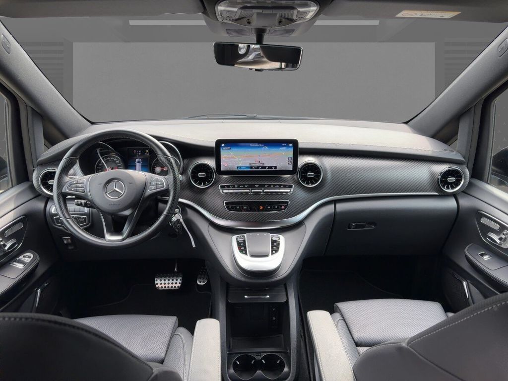 Mercedes-Benz V 300 2023 г. Синий, пробег 57818 км