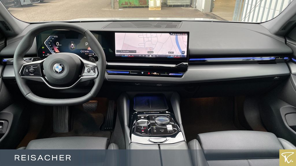 BMW 520 2024 г. Белый, пробег 21301 км
