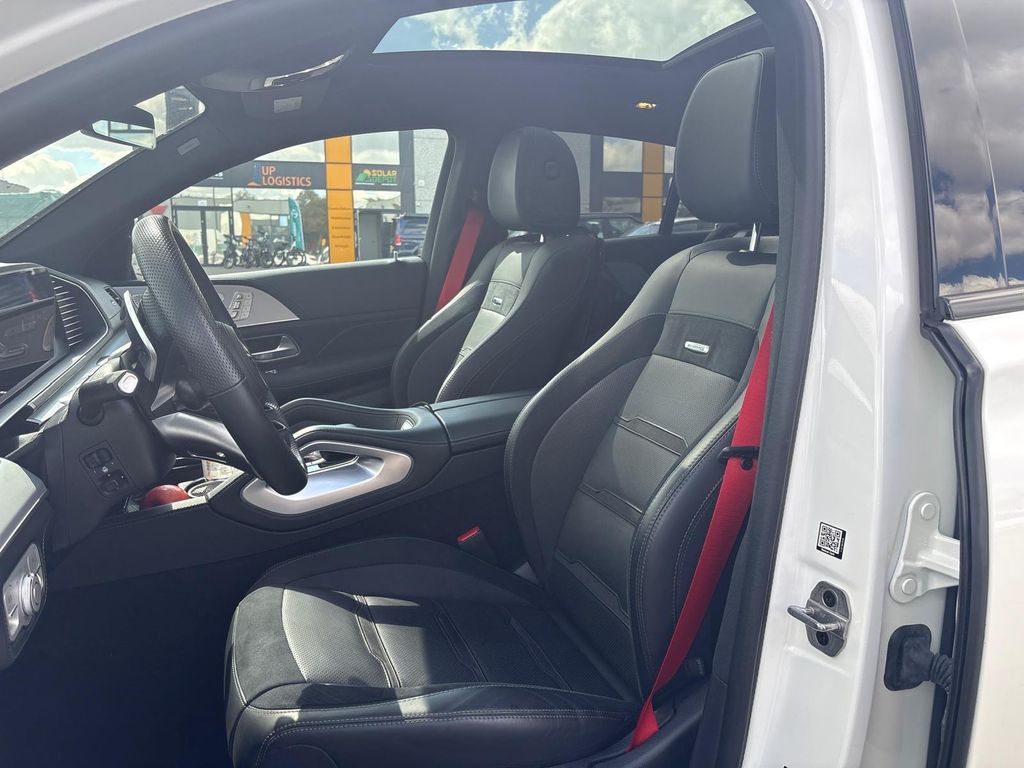 Mercedes-Benz GLE 53 AMG 2024 г. Белый, пробег 29900 км