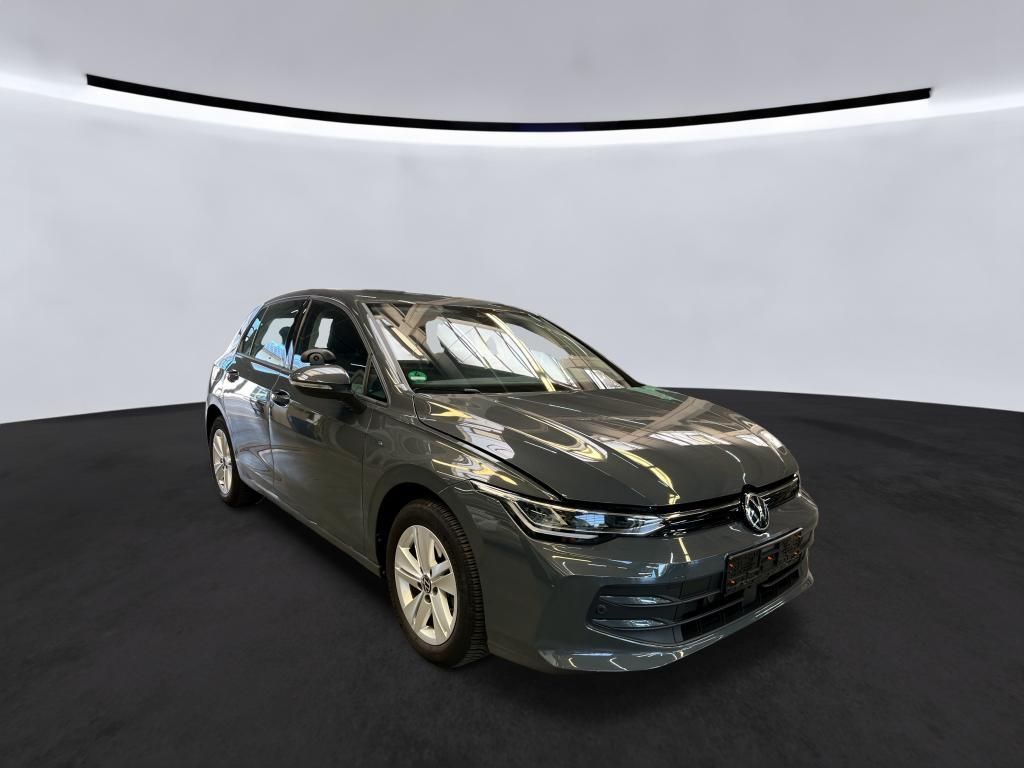 Volkswagen Golf 2024 г. Серый, пробег 35579 км
