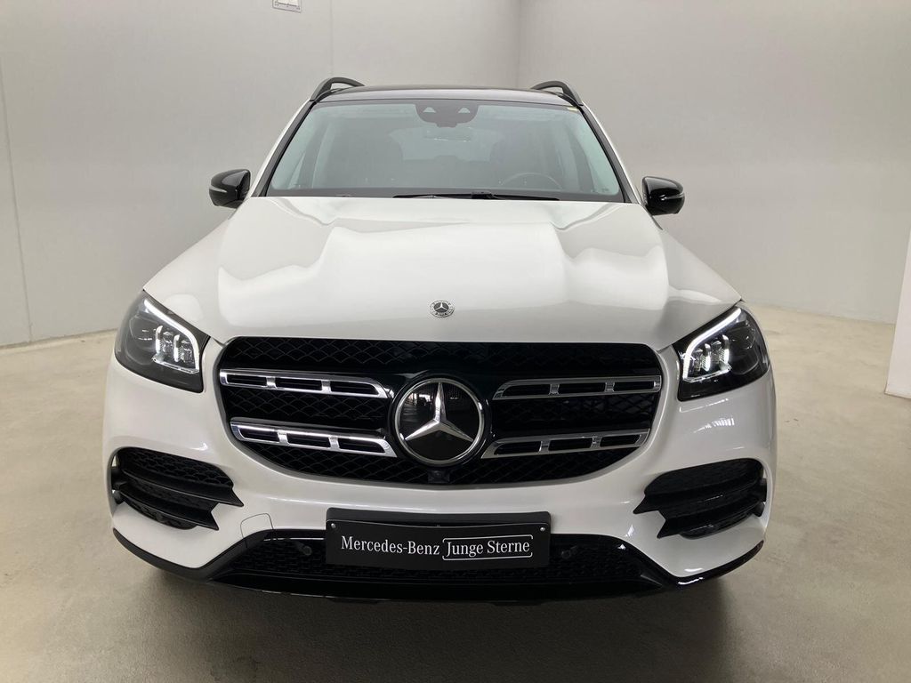 Mercedes-Benz GLS 450 2024 г. Белый, пробег 34953 км