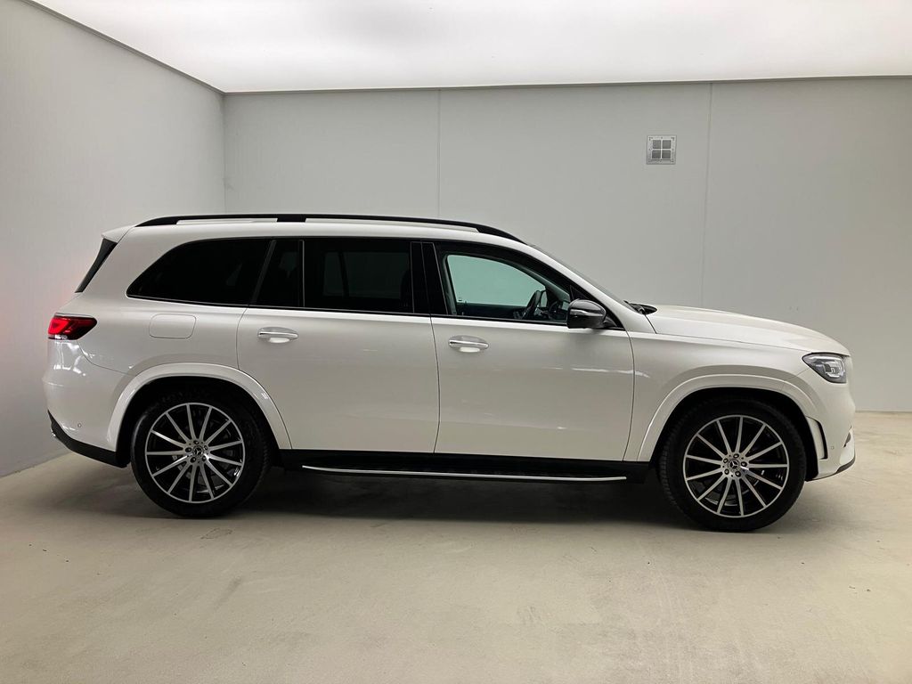 Mercedes-Benz GLS 450 2024 г. Белый, пробег 34953 км