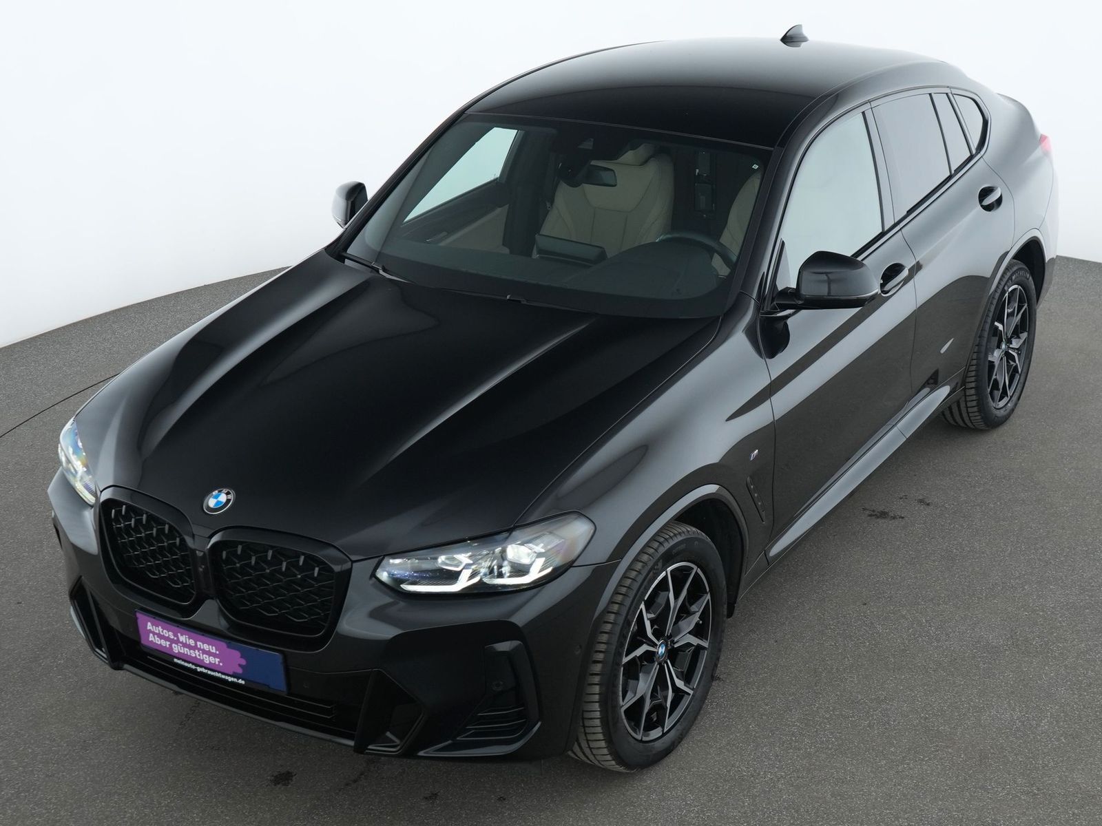 BMW X4 M 2023 г. Чёрный, пробег 32413 км