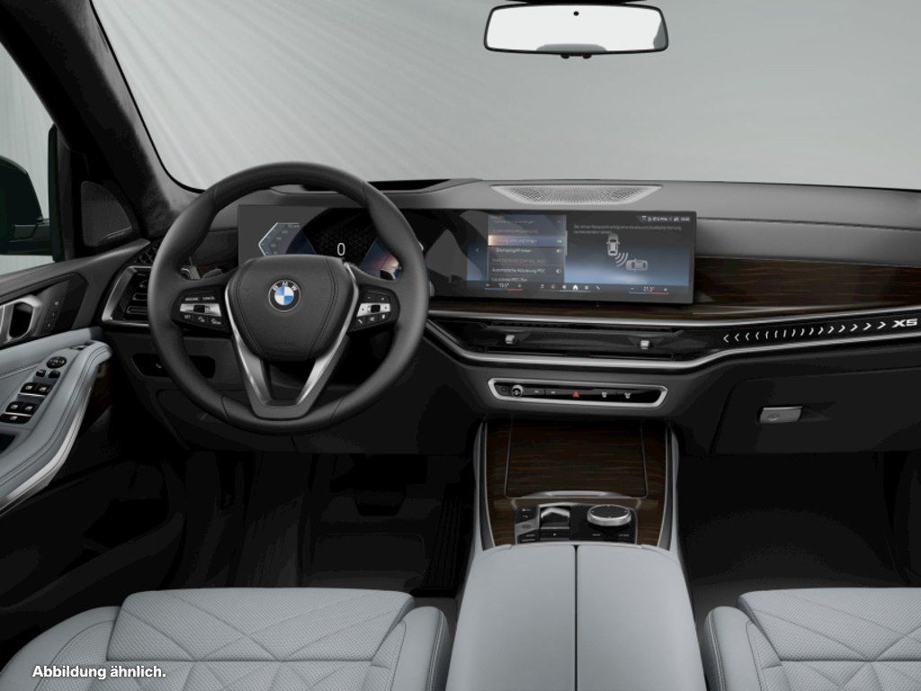 BMW X5 2025 г. Чёрный, пробег 19750 км