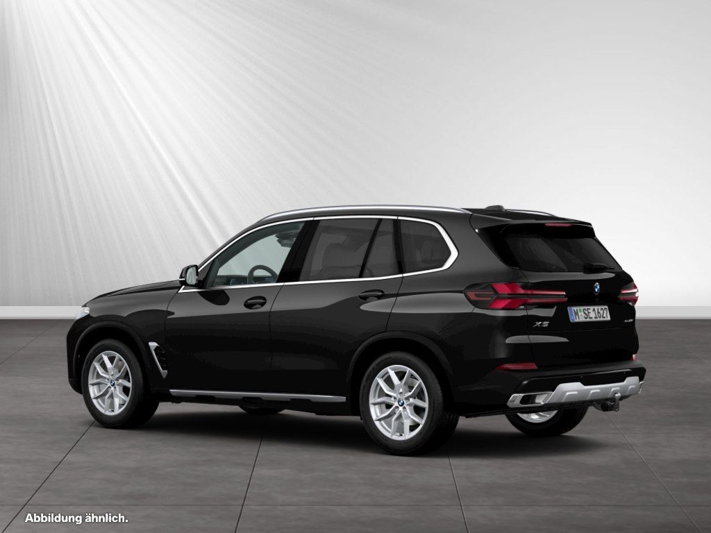 BMW X5 2025 г. Чёрный, пробег 19750 км