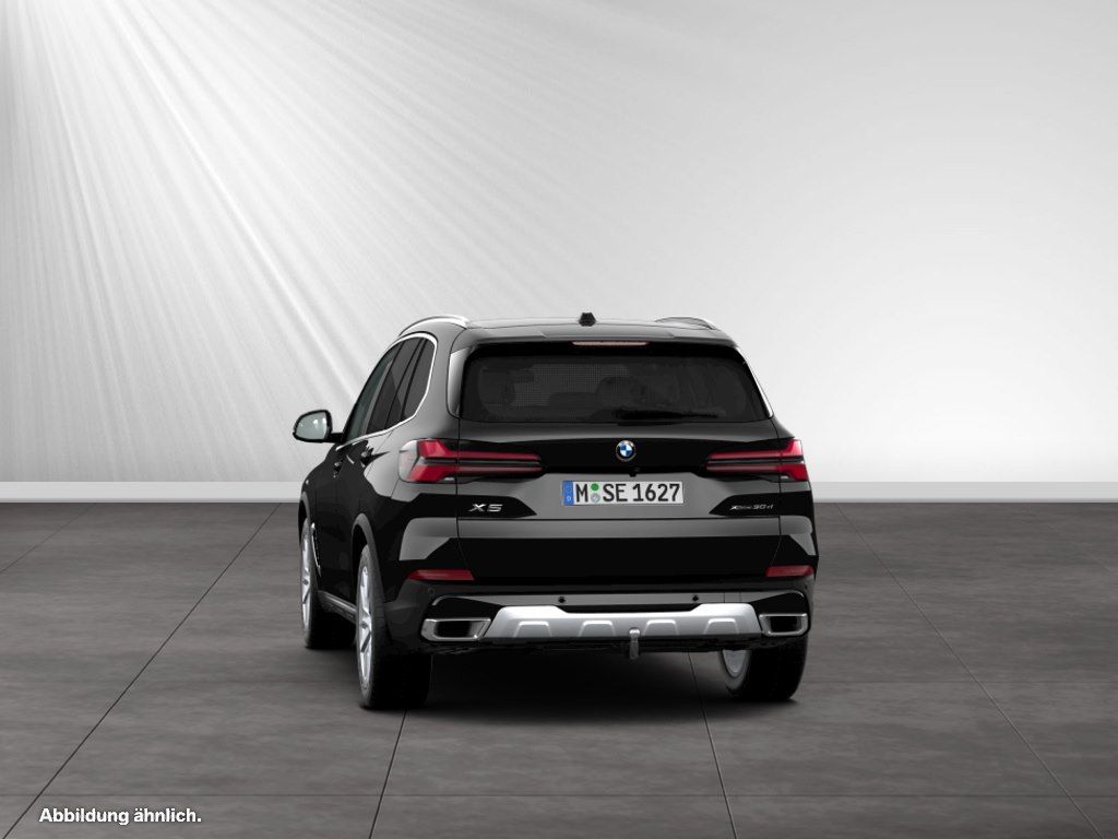 BMW X5 2025 г. Чёрный, пробег 19750 км