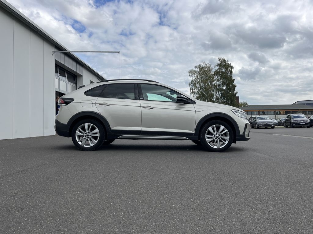 Volkswagen Taigo 2023 г. Серебристый, пробег 39987 км