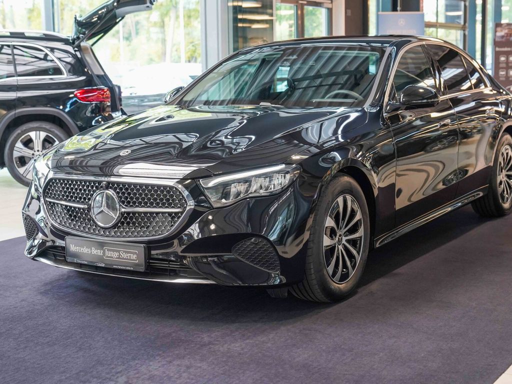 Mercedes-Benz E 220 2025 г. Чёрный, пробег 20515 км