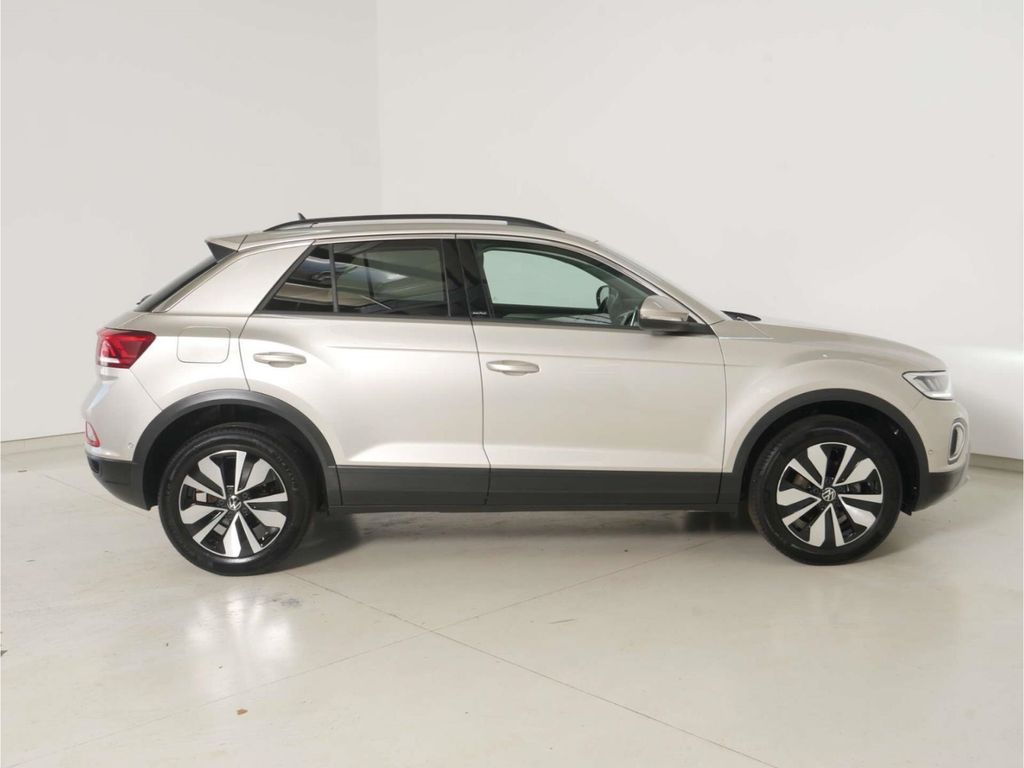 Volkswagen T-Roc 2023 г. Серебристый, пробег 27969 км