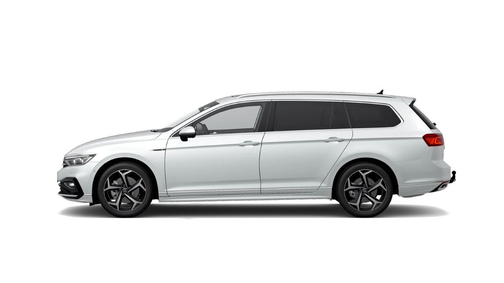 Volkswagen PASSAT VARIANT 2023 г. Белый, пробег 46400 км