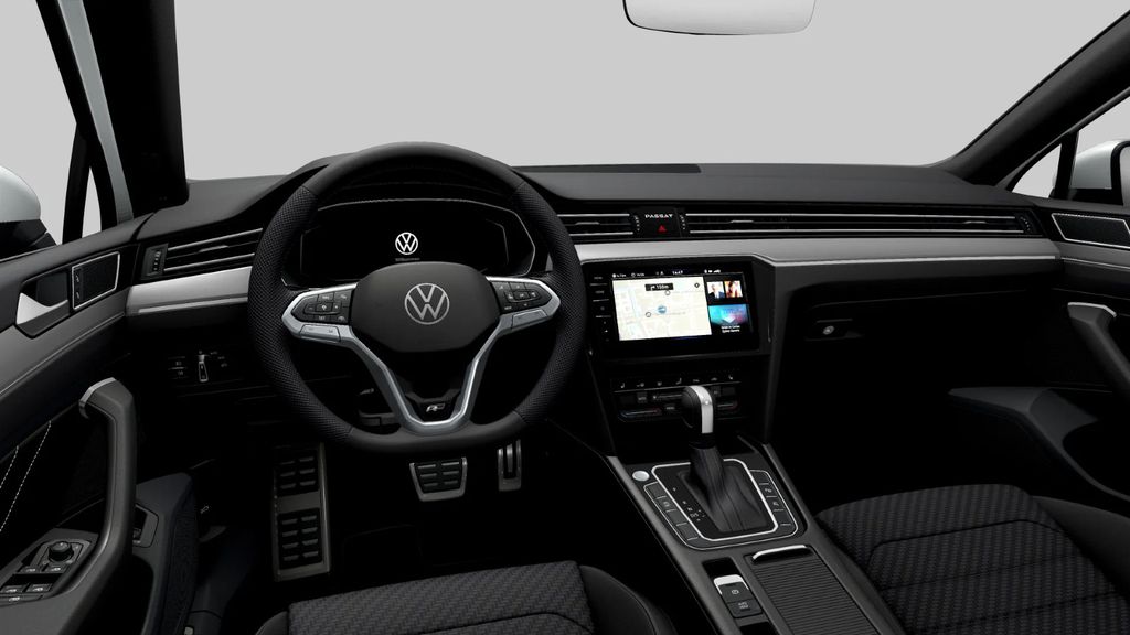 Volkswagen PASSAT VARIANT 2023 г. Белый, пробег 46400 км