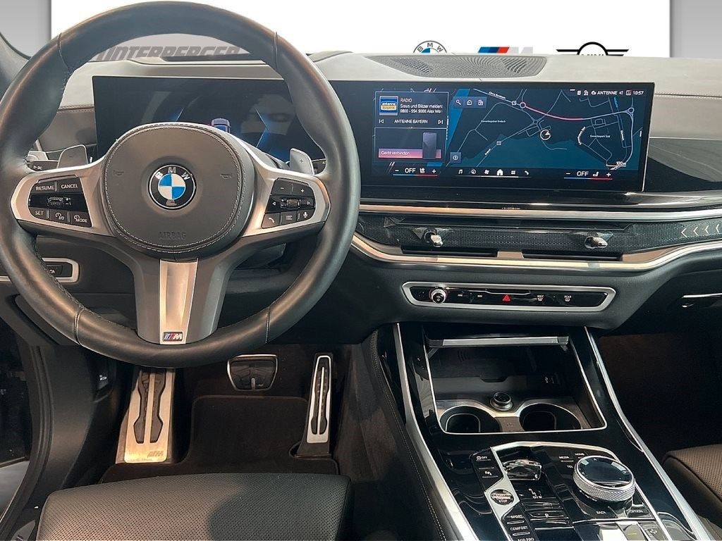 BMW X7 2024 г. Серый, пробег 49900 км