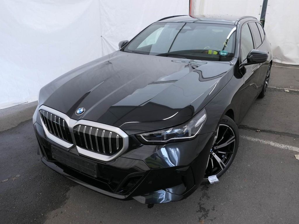 BMW 520 2025 г. Чёрный, пробег 25400 км