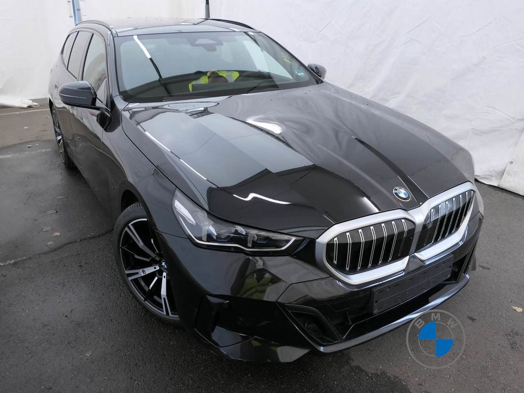 BMW 520 2025 г. Чёрный, пробег 25400 км