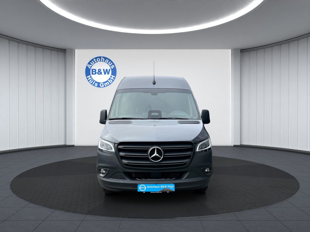 Mercedes-Benz SPRINTER 2024 г. Серый, пробег 44690 км