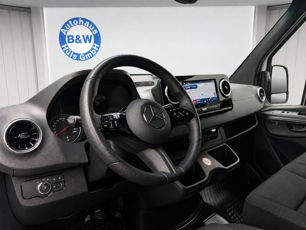 Mercedes-Benz SPRINTER 2024 г. Серый, пробег 44690 км