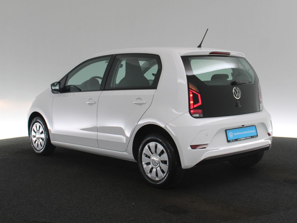 Volkswagen up! 2022 г. Белый, пробег 26373 км