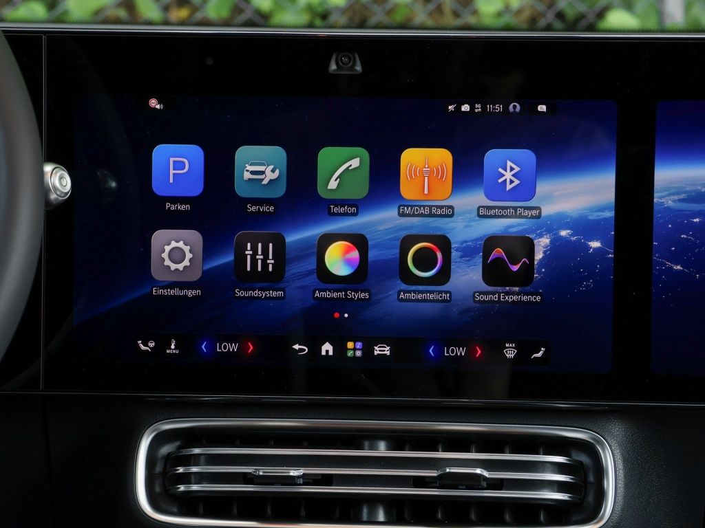 Mercedes-Benz GLB 200 2026 г. Чёрный, пробег 14500 км