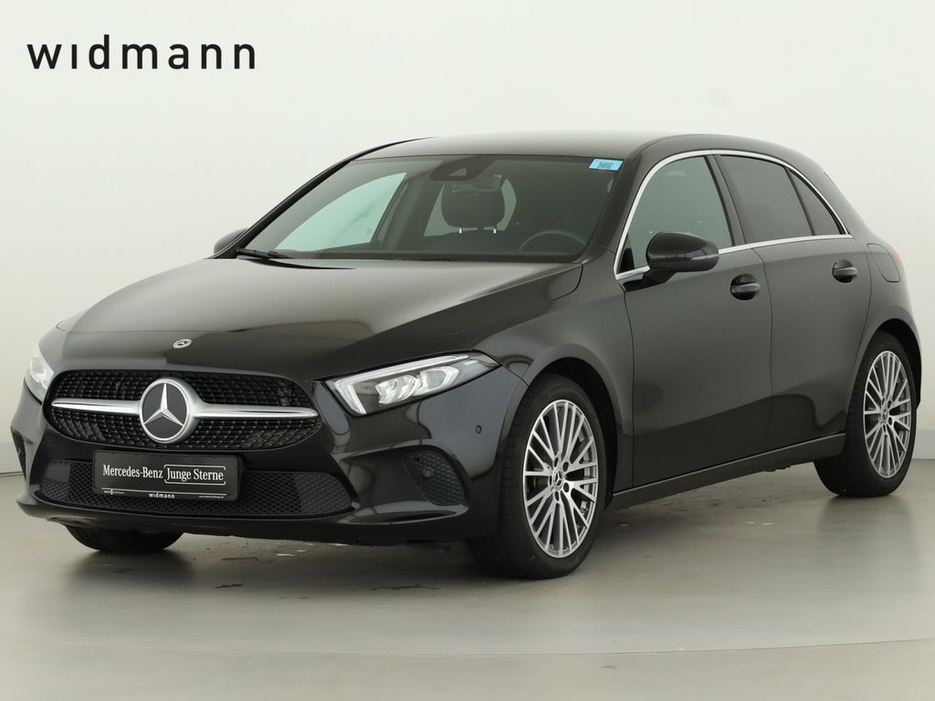 Mercedes-Benz A 200 2022 г. Чёрный, пробег 54997 км