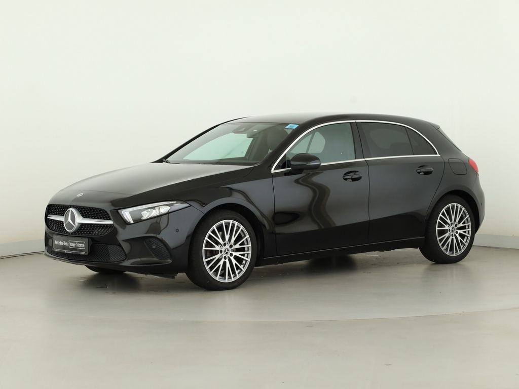 Mercedes-Benz A 200 2022 г. Чёрный, пробег 54997 км