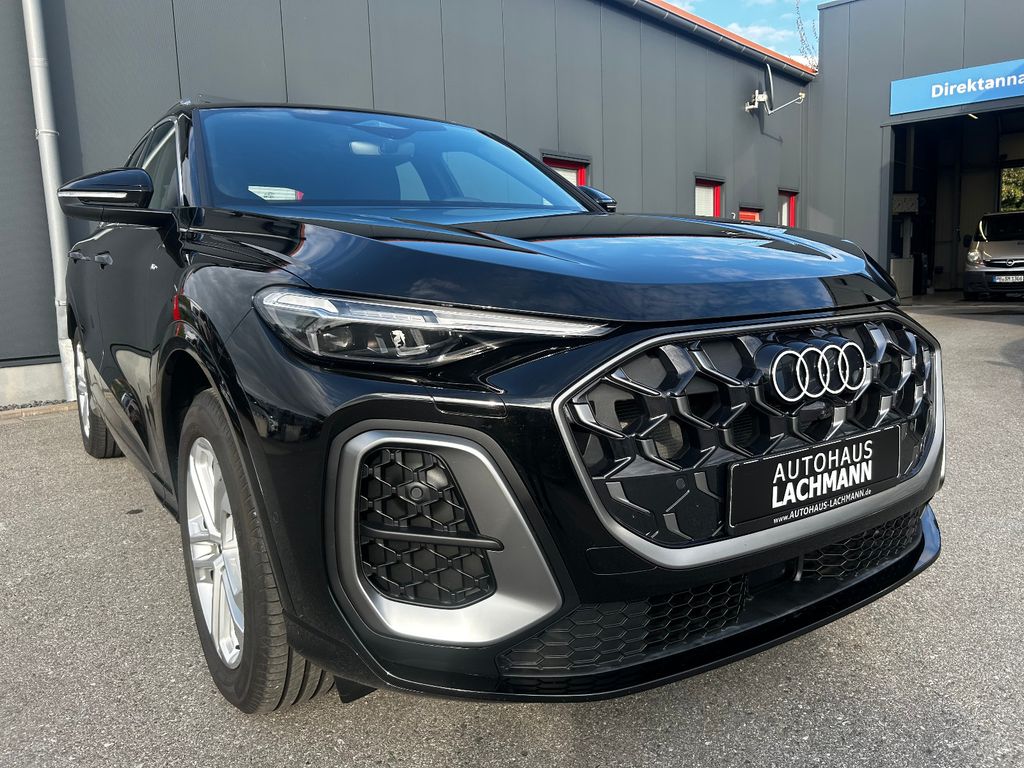 Audi Q5 2026 г. Чёрный, пробег 5500 км