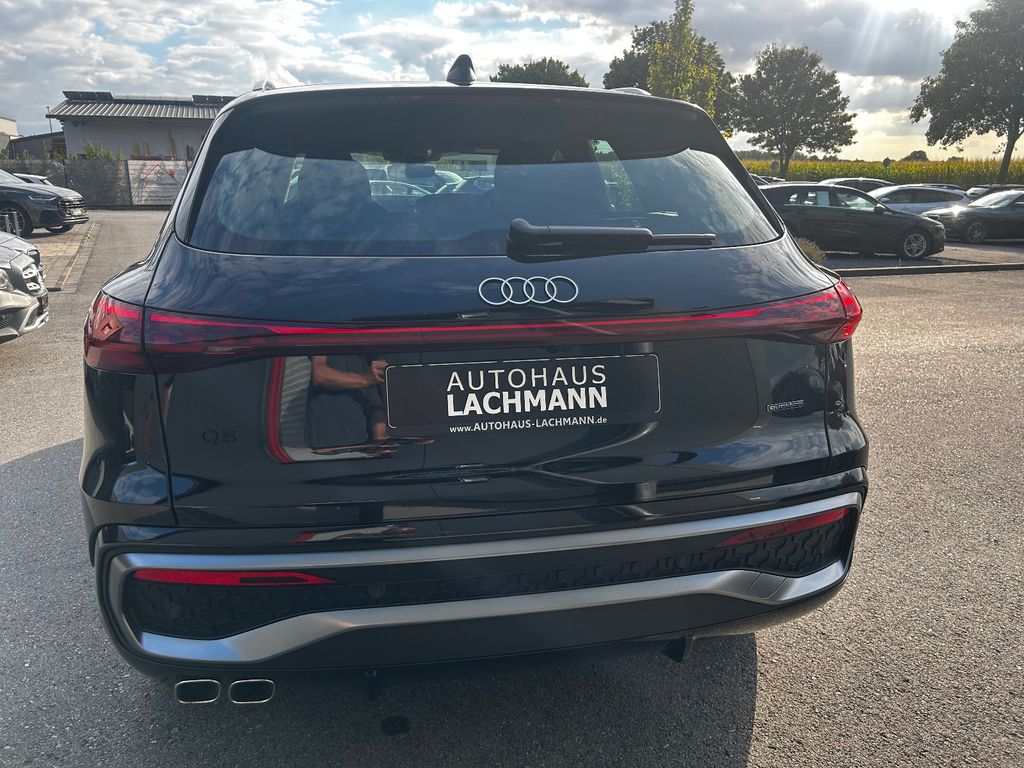 Audi Q5 2026 г. Чёрный, пробег 5500 км