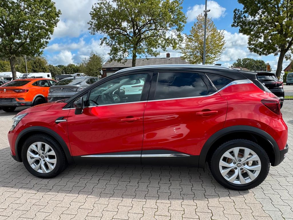 Renault Captur 2021 г. Красный, пробег 57600 км