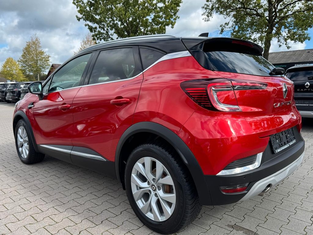 Renault Captur 2021 г. Красный, пробег 57600 км