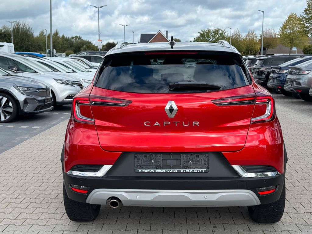 Renault Captur 2021 г. Красный, пробег 57600 км