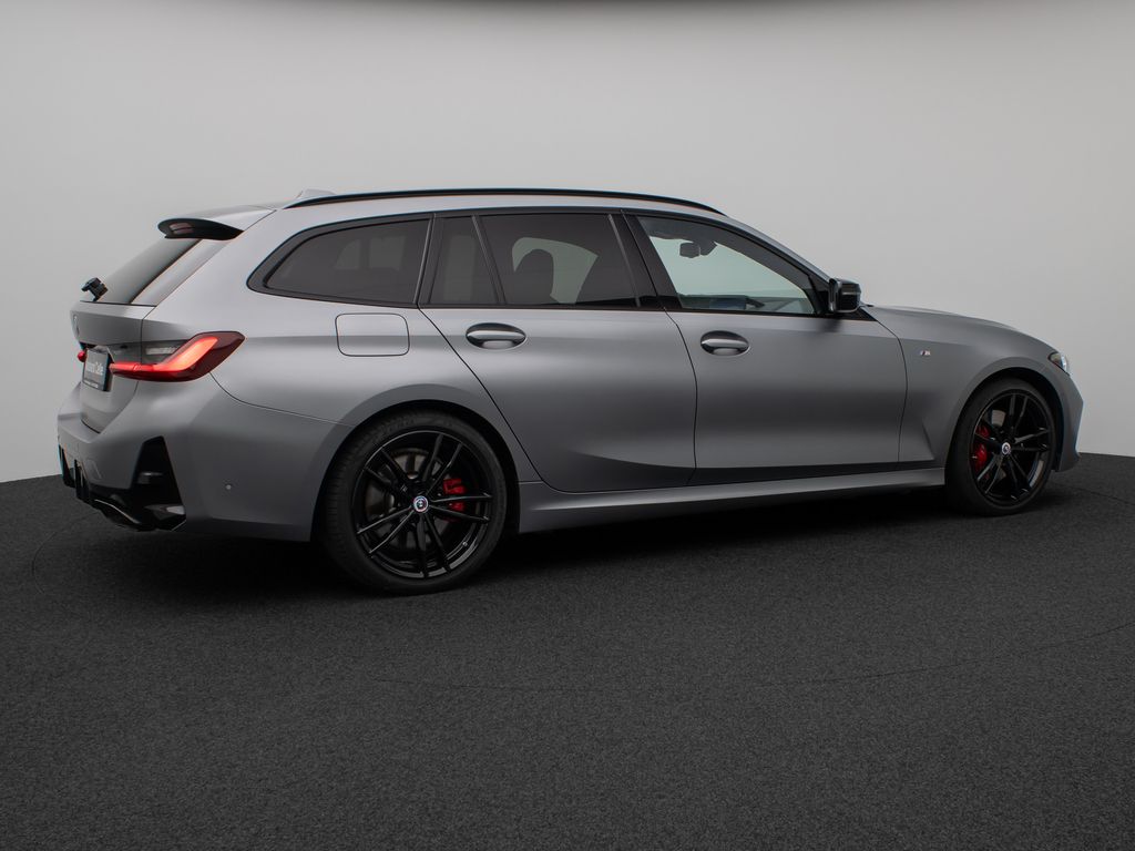 BMW M340I 2023 г. Серый, пробег 35921 км