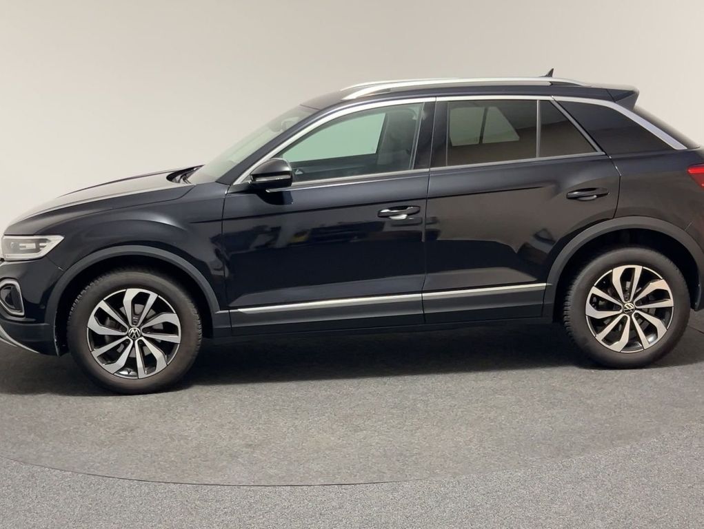 Volkswagen T-Roc 2022 г. Чёрный, пробег 28660 км