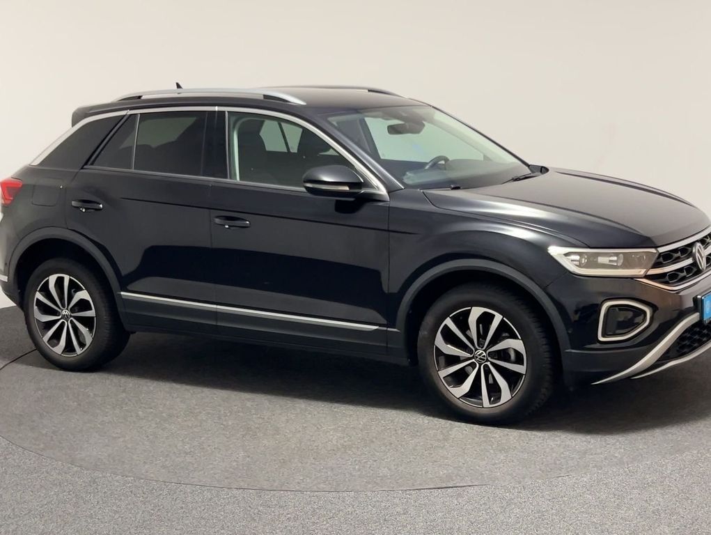 Volkswagen T-Roc 2022 г. Чёрный, пробег 28660 км