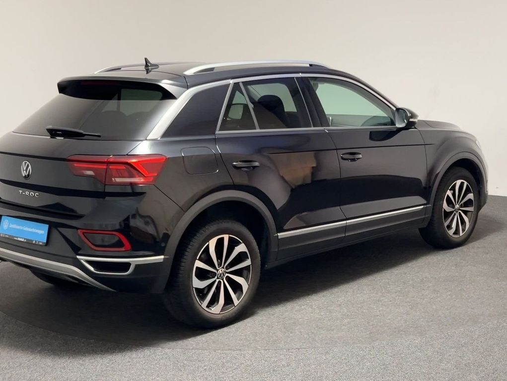 Volkswagen T-Roc 2022 г. Чёрный, пробег 28660 км