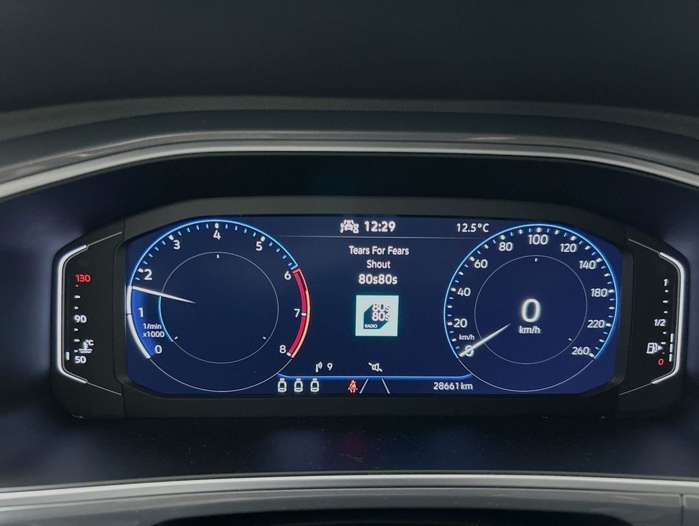 Volkswagen T-Roc 2022 г. Чёрный, пробег 28660 км